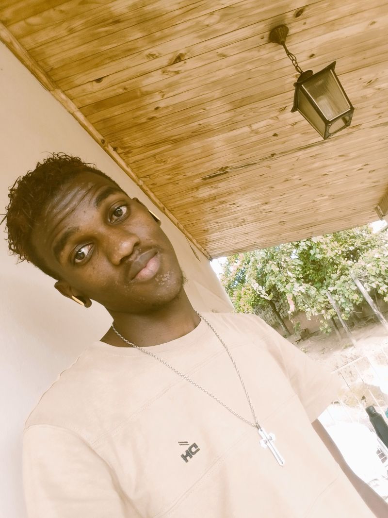 Saint23